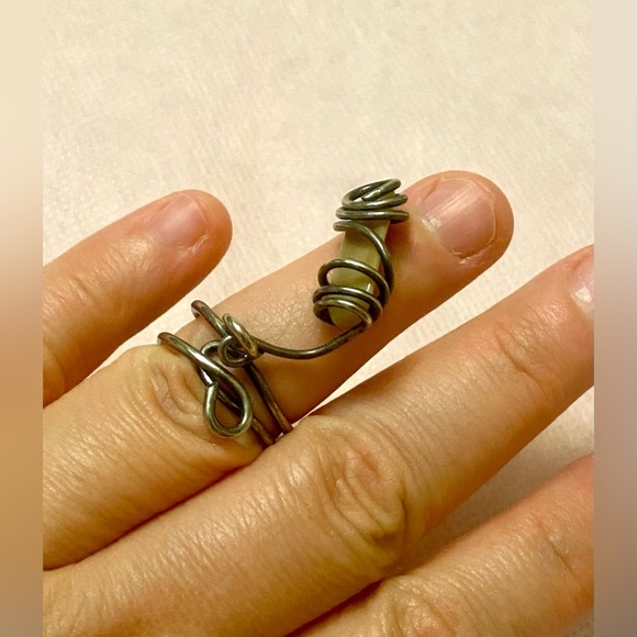 Elegant Wire-Wrapped Yellow Stone Ring - Picture 2 of 4